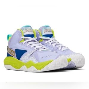 Blue and Green High-Top Sneakers with Retro Design